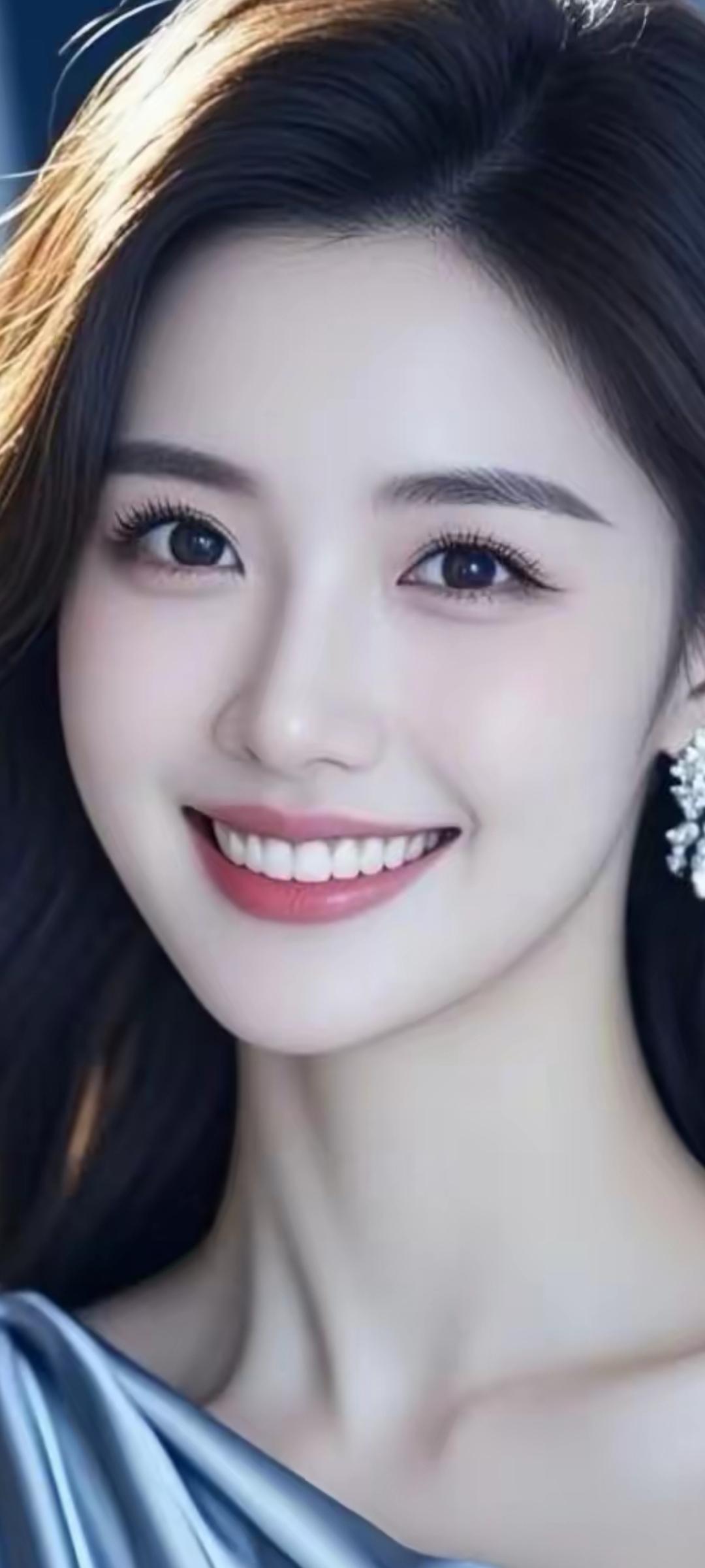 甜美笑容，闪耀耳环，优雅气质，女神范儿满满！🌟✨