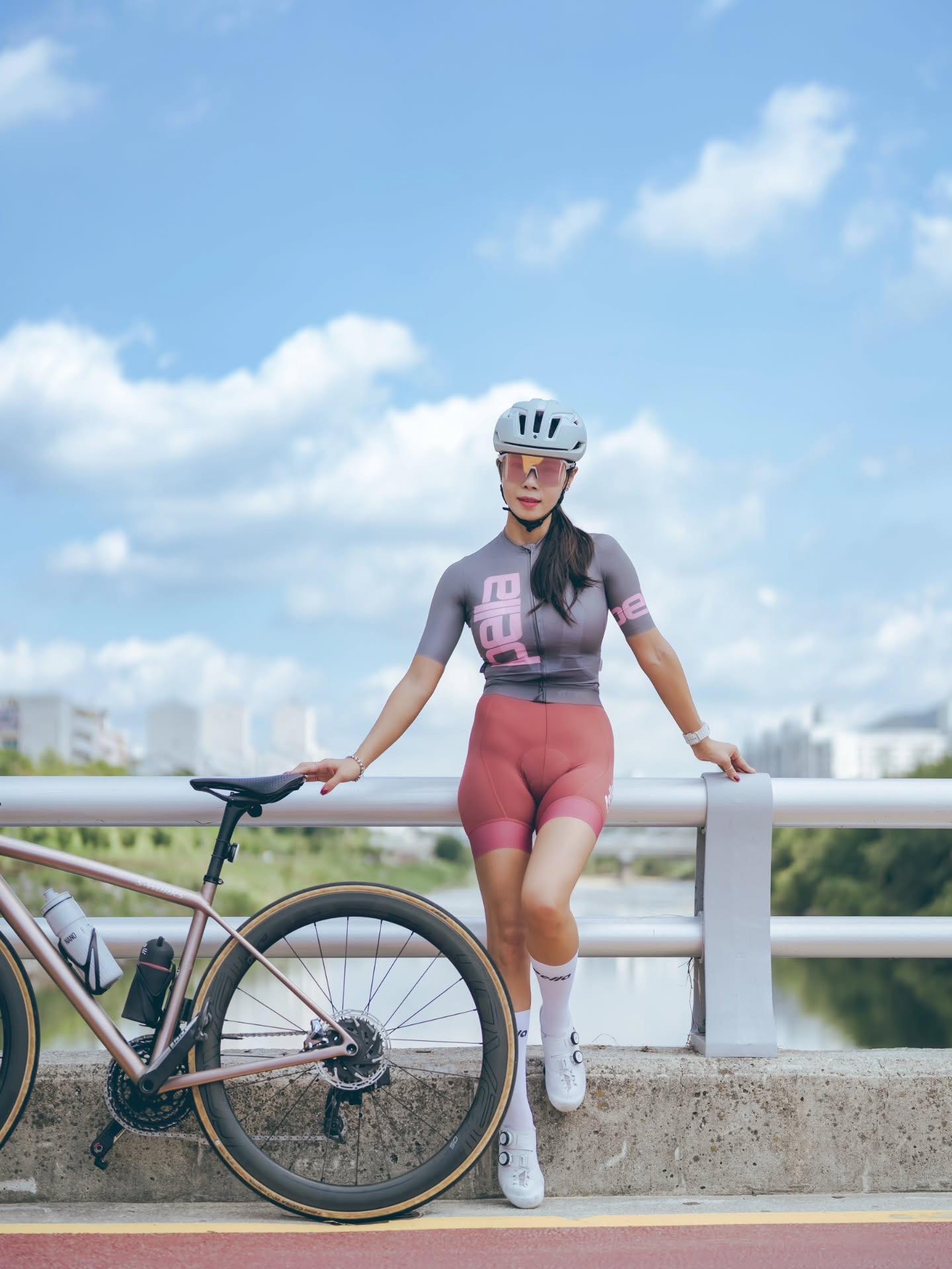 公路车小姐姐 女骑 骑行vlog 爱骑行的小姐姐 骑行