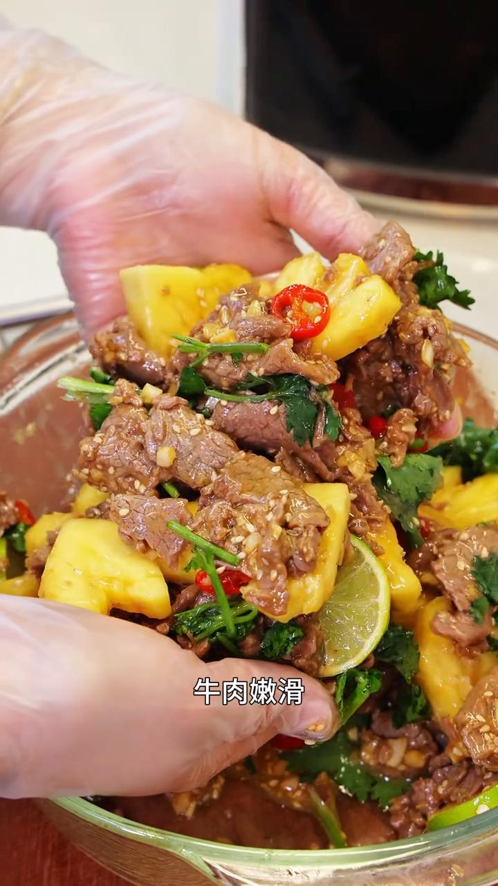 孩子成长期的时候记得多做一些牛肉给他们吃，特别是现在天气热起来了，试一下牛肉的做