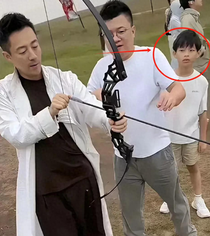 小箖箖正脸曝光，直播细节流出，依赖汪小菲，对马筱梅称呼太贴心