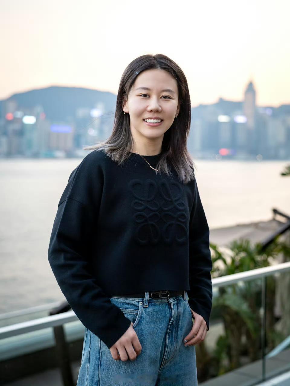 凭借四十一连胜的日本削球手桥本帆乃香，今年也是首次闯进了年度总决赛。昨天的女单