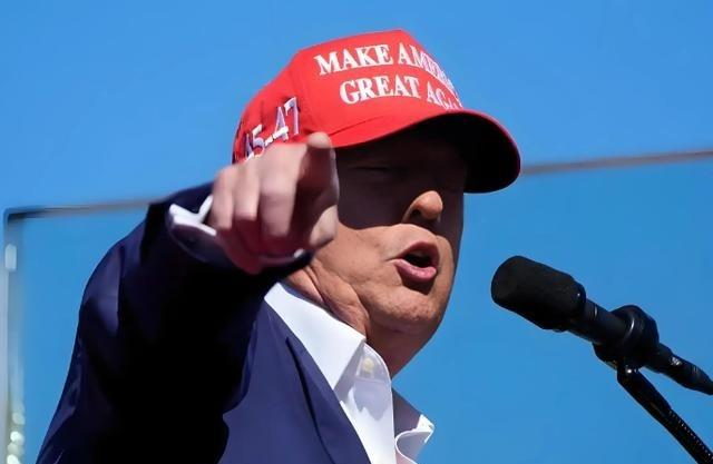 特朗普在台湾问题上，终于不装了！但这恰恰证明，美国，已经不行了！上世纪90年