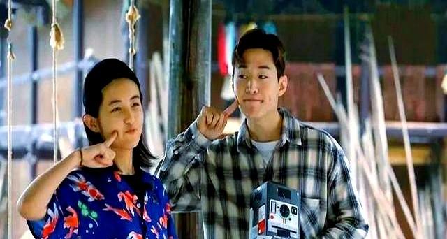 当刘宪华回到《向往的生活8》，一个《吻别》就看出他的不一样。很显然，相比于张艺兴