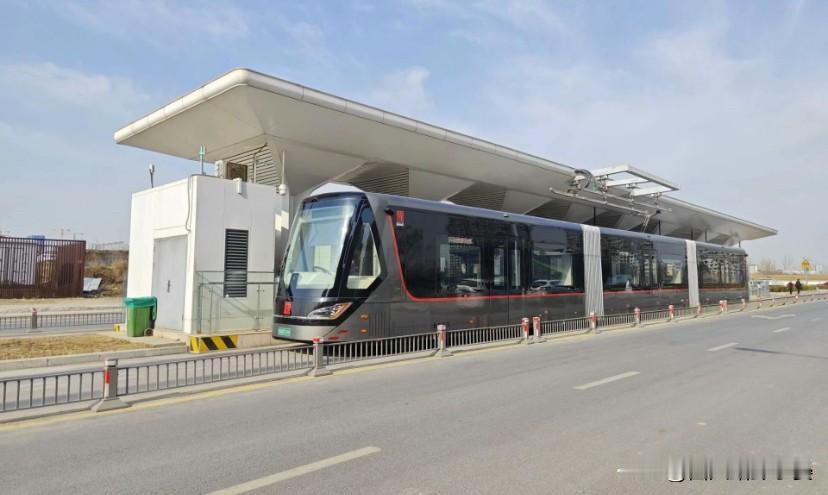 西咸智轨今日停运！西北首条智轨升级改造，出行替代方案收好2026年1月12日