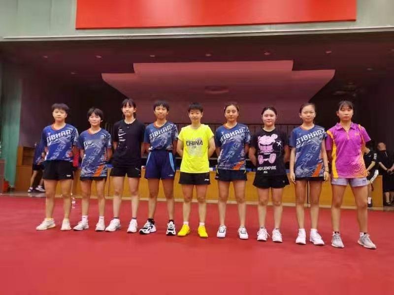 捡点小莎合照