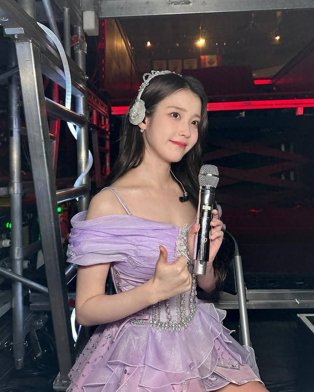 IU李知恩演唱会直拍，简直不要太漂亮了