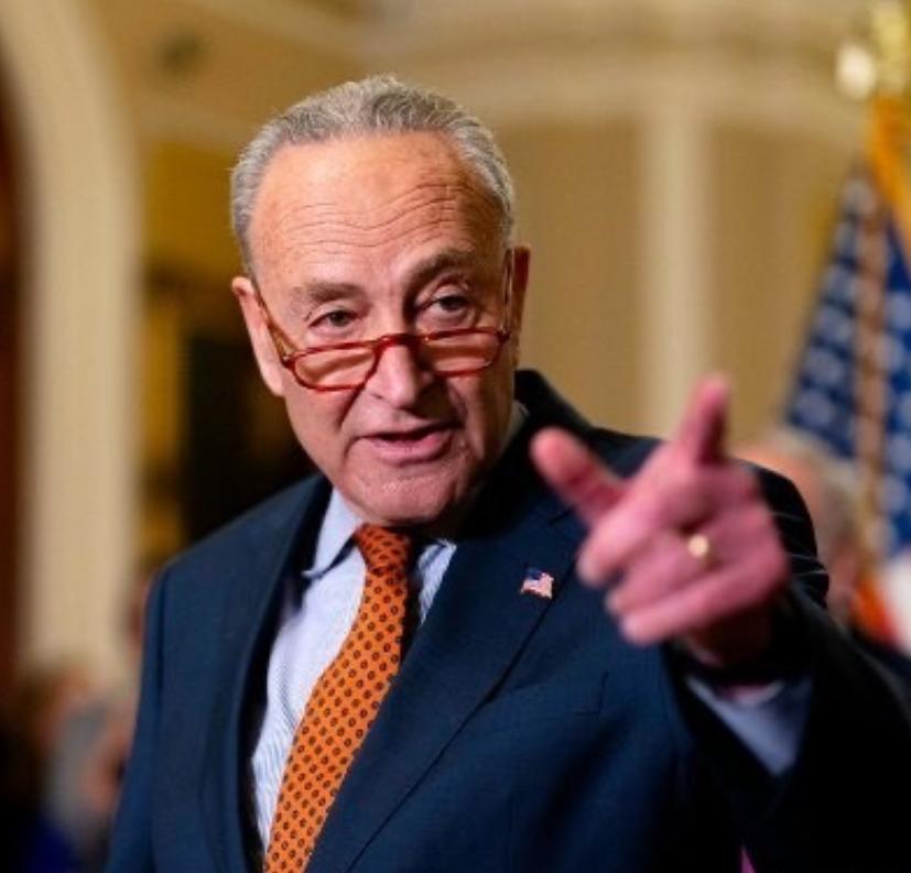 参议院领袖亲自下场开撕，特朗普政府被骂“美国史上最烂”？！民主党大佬查克・