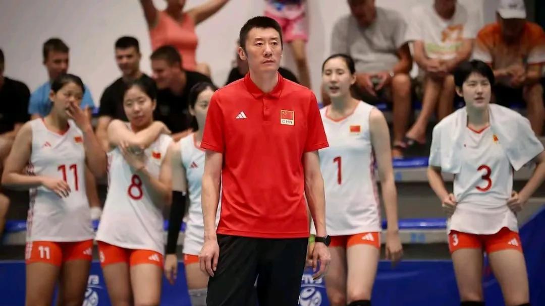 U19世锦赛中国女排虽然被淘汰了，但不是被土耳其女排淘汰，而是被赵勇抽调的适龄主