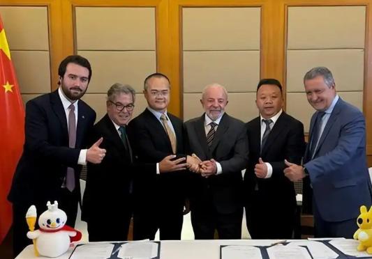 普京必须正视现实！中俄管道尚未签字，中国已签下美国天然气大单！这笔看似低调的买卖