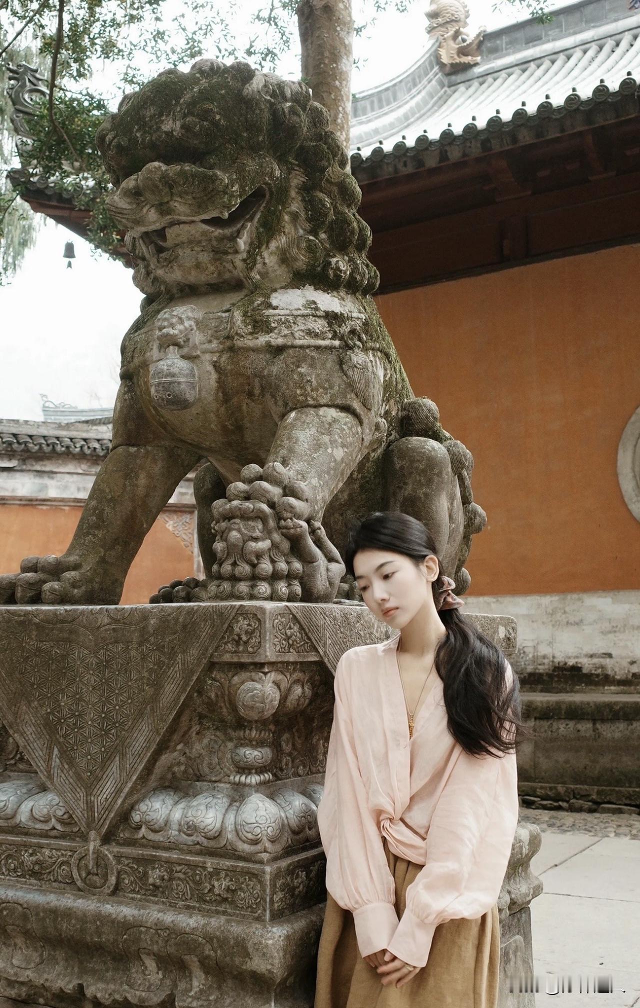 新思维：这个社会，确实病得不轻也许很多人不愿承认，但我隐隐感觉到：这个社会，