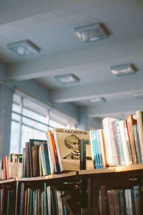 在人际交往中你悟出过什么道理？1、信任定律：不要信任不信任别人的人。2、聪明定律