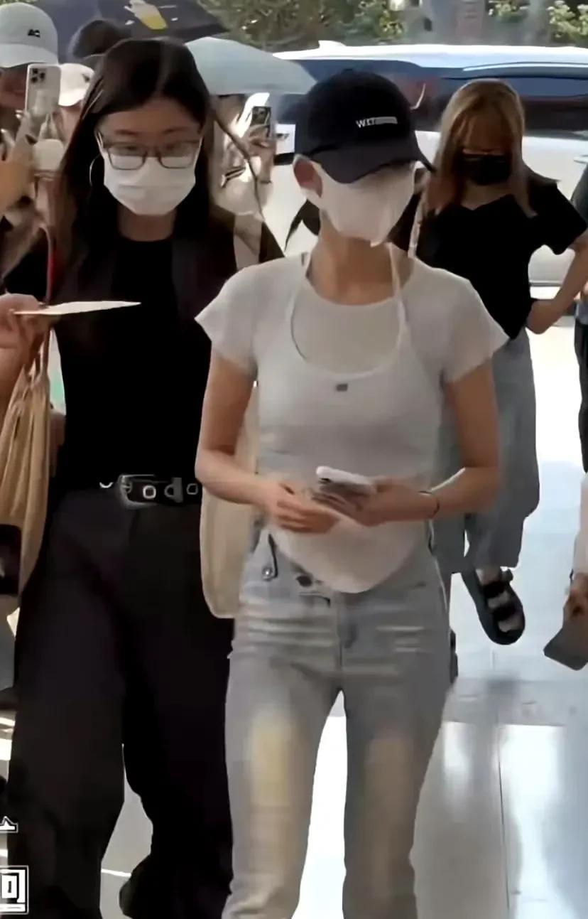 某明星路人缘尽失，其参演剧集屡遭观众抵制已成常态。即便资本仍选择力捧，市场反馈却