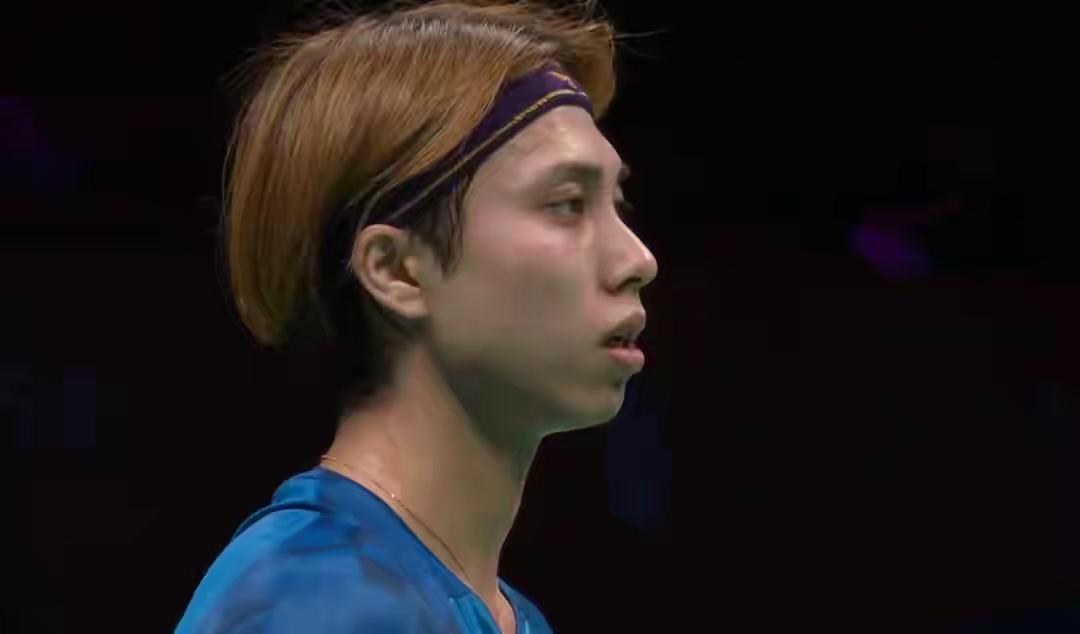 奈良冈功大一到团体赛就发虚，这次打汤杯的小组赛也是如此，打芬兰队的一单这么费劲，