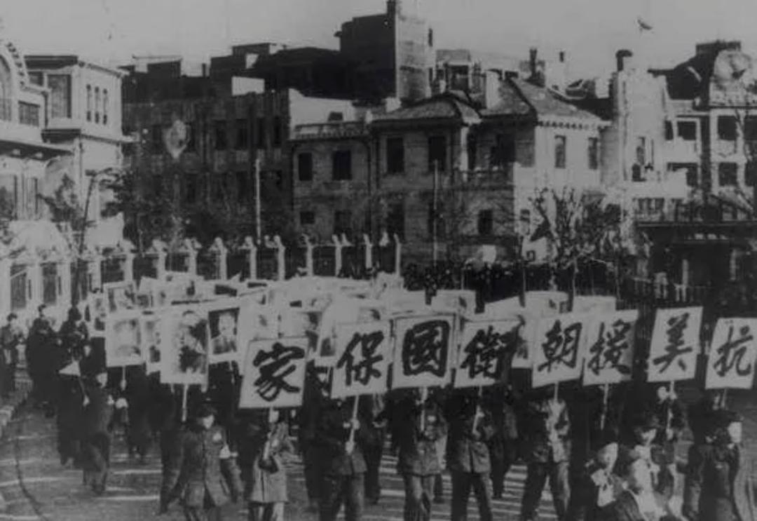 提起上甘岭，多数人的反应是15军和秦基伟，英雄人物自然想到黄继光。这种认知根深蒂