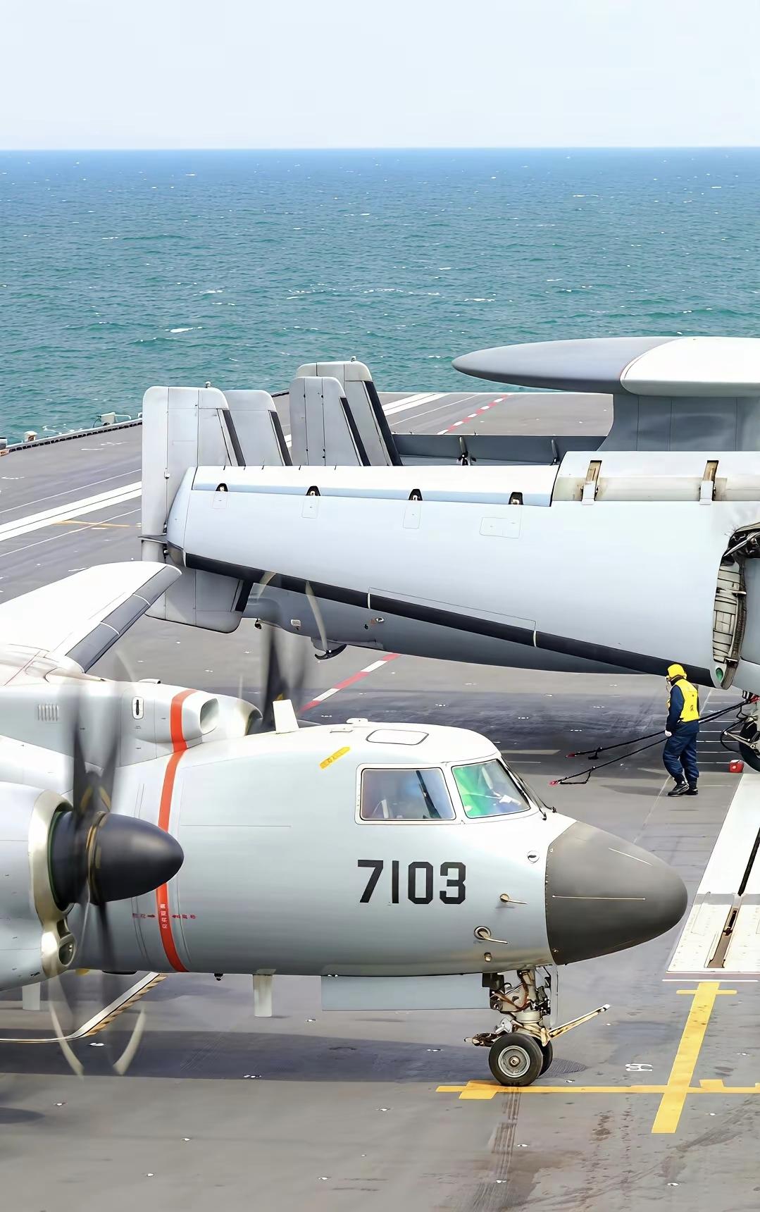 福建号会搭载多少架空警-600预警机？如果按照距离航母300公里外巡航4-6