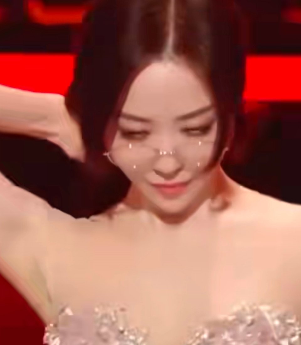张靓颖演绎的《九万字》存在明显缺憾，问题既不在与刘宇宁的搭档合作，也并非舞蹈动作