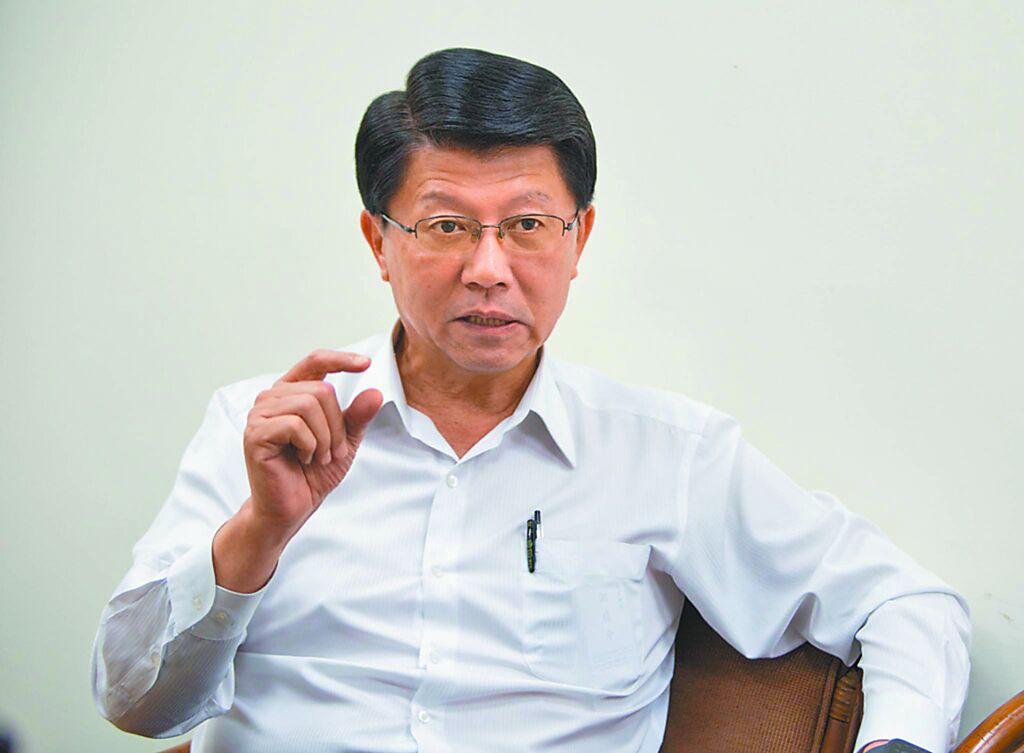 台南豪雨掀治水攻防龙妃隔空交火南台湾连日豪雨造成多处淹水灾情，意外掀起政治