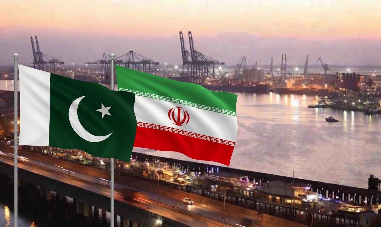 印度输麻了，巴基斯坦对伊朗做出了历史性决定！当地时间4月26日，巴基斯坦商务