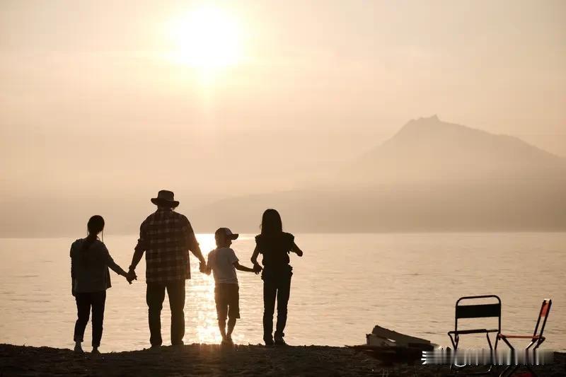 人到中年，上有老下有小，最怕的事儿可太多了。怕孤独，心里的苦没处说，白天在公司