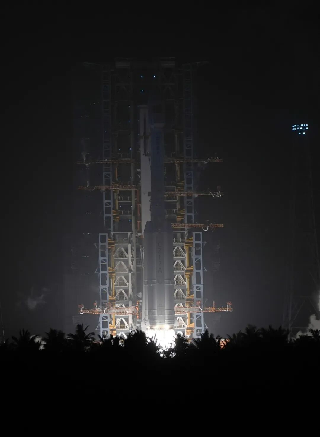 【航天长七甲再次出山！通信二十四号卫星发射成功！】北京时间2026年05月2