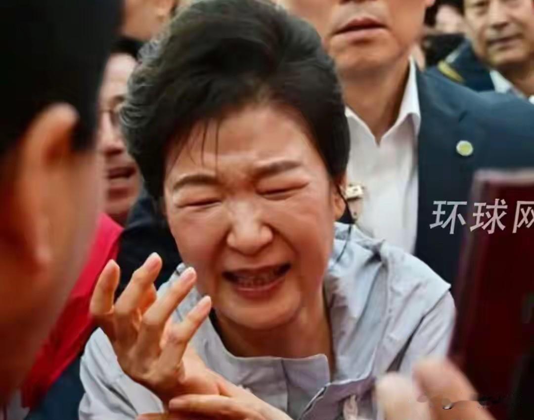 没想到朴槿惠为国民力量党候选人助选真是卖力，事后却让自己苦不堪言！在与现场人员