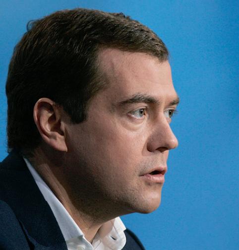 梅德韦杰夫今天（北京时间4月16日）威胁道：“俄罗斯国防部的声明必须按字面意思理