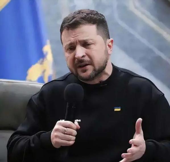 泽连斯基发表全国讲话：现在是乌克兰历史上最艰难的时刻之一。此刻，我们可能面临一个