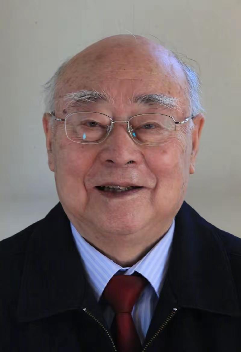 1967年，氢弹试爆成功，于敏跟妻子说道:“我们买只烤鸭庆祝庆祝吧。”妻子听后