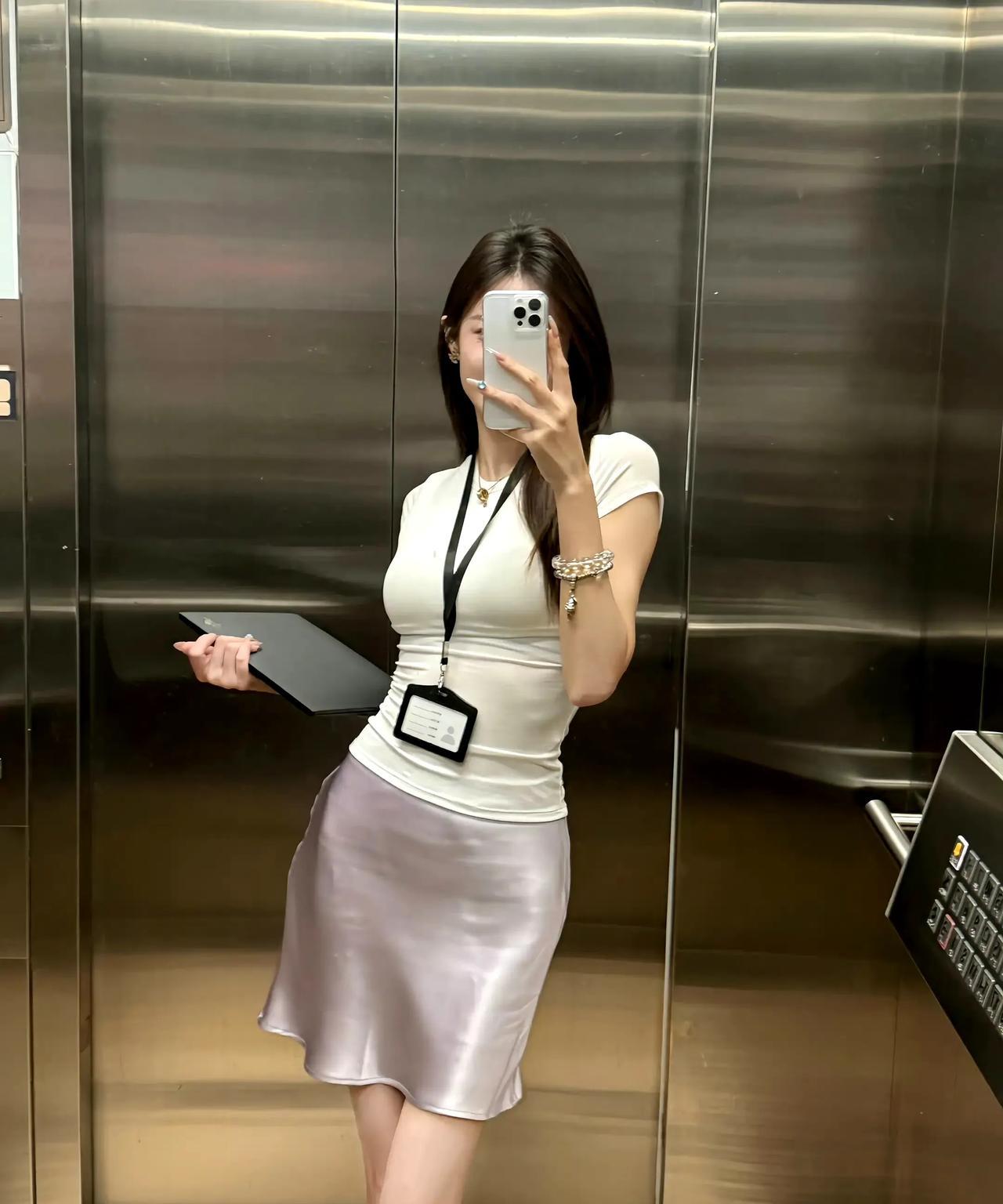 #我的宝藏兴趣#这个秘书不错
