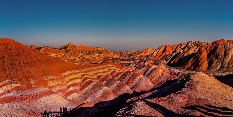 西北五省中真正宜居的城市是哪儿?西北五省区中最宜居的城市是张掖。有诗曰:不望祁连
