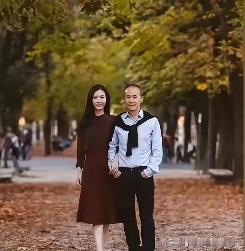 王石离开万科后的三次创业都失败了，深浅运动，深石投资，深石集团。事实证明成功的人