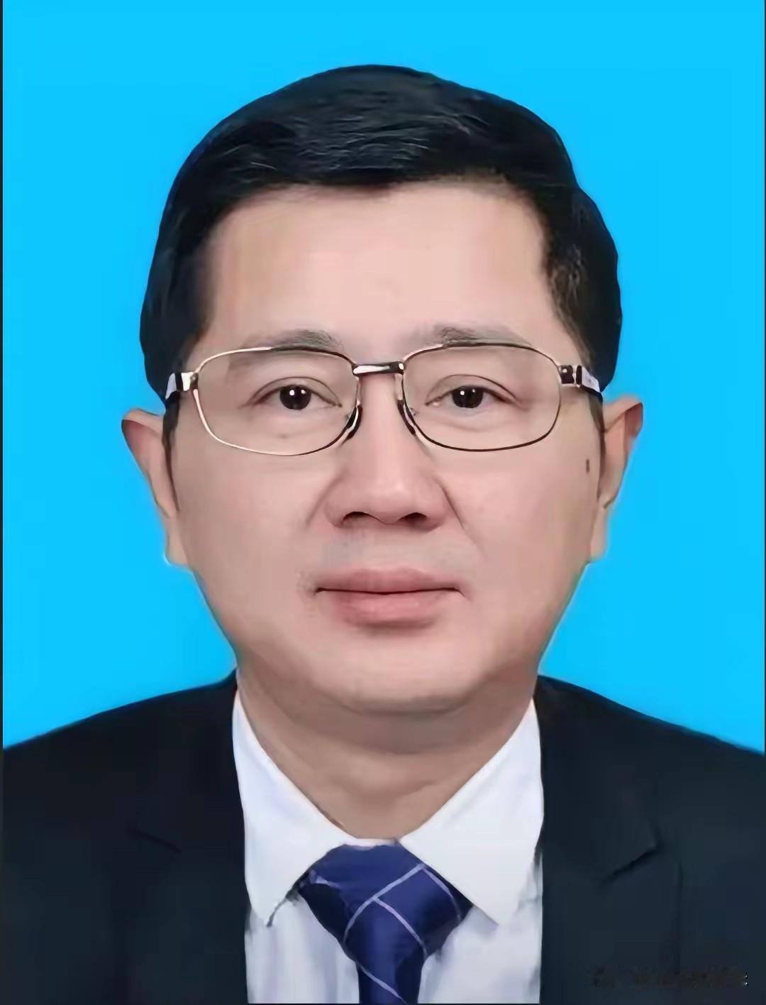 刚看到这个消息的时候，我反复确认了好几遍，差点以为看错了。滕义，北大社会学系毕