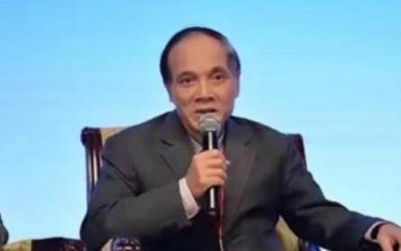 “我们拼了命从中国独立出来，就是为了自己当家做主。可要是几十年搞下来，整体发展水