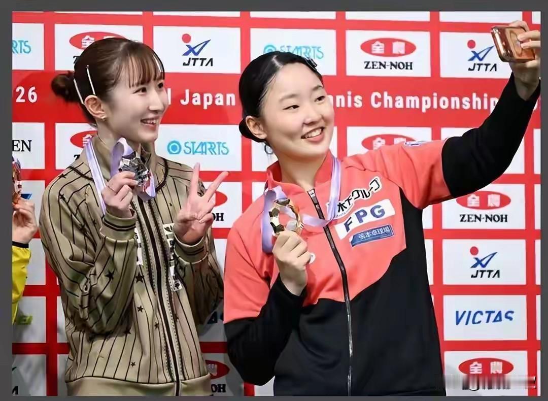 笑死我了！全日锦张本美和4:3战胜了早田希娜！早田希娜采访时，并没有对张本美