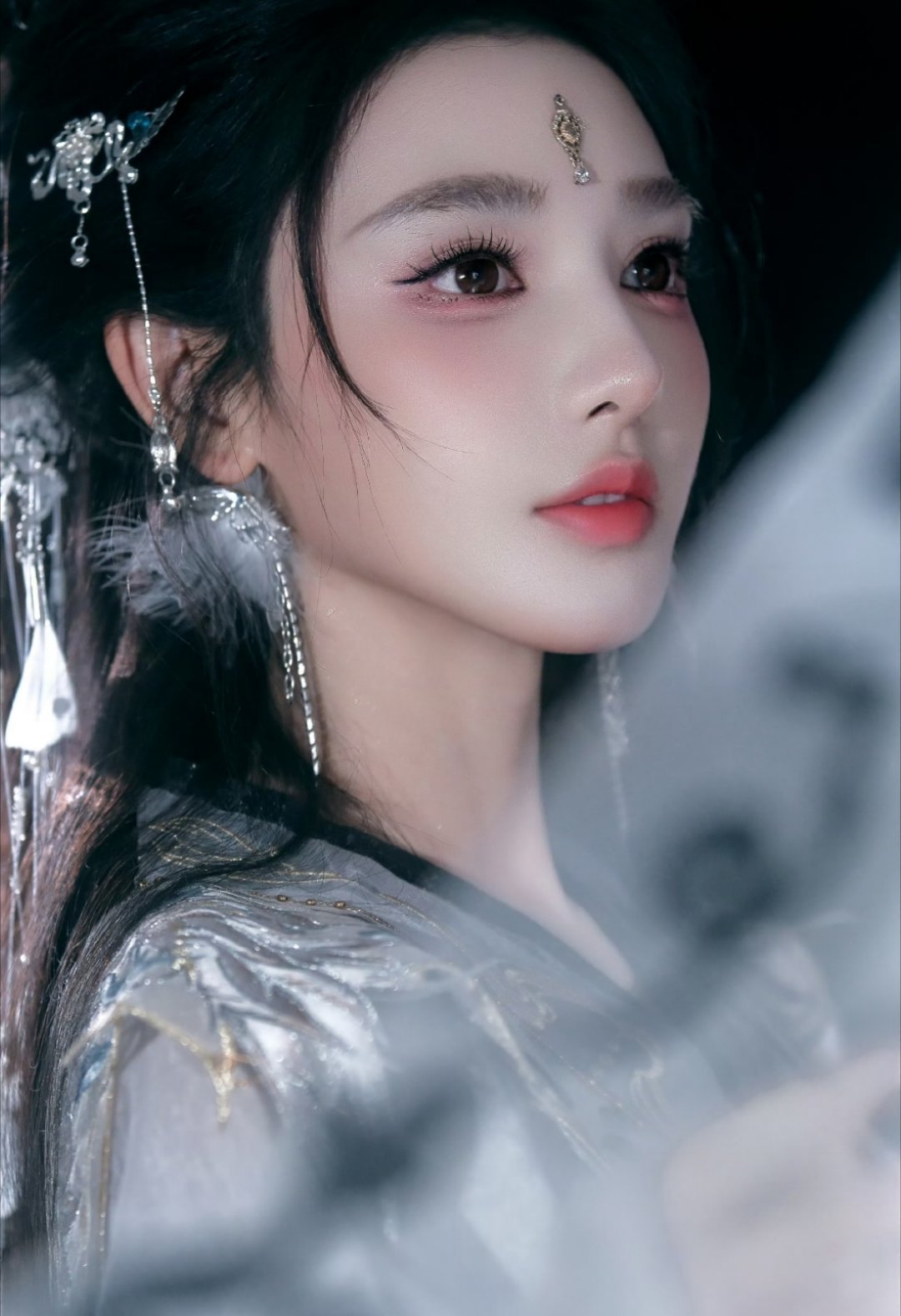 彭小苒这次是冷感美人这不是我家那准备入宗门修仙的大师姐嘛，几天不见又美了哈​​