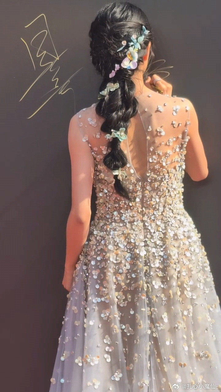 刘浩存的造型师岗位让我去干吧，我能干得更好