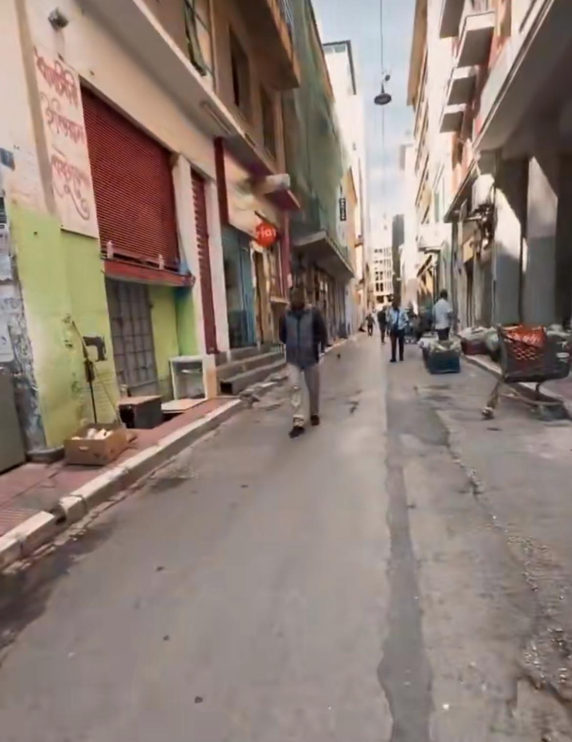 到希腊旅游的土耳其游客吐槽：还以为到了印度，到处都乱糟糟的，看起来很旧，并没有想