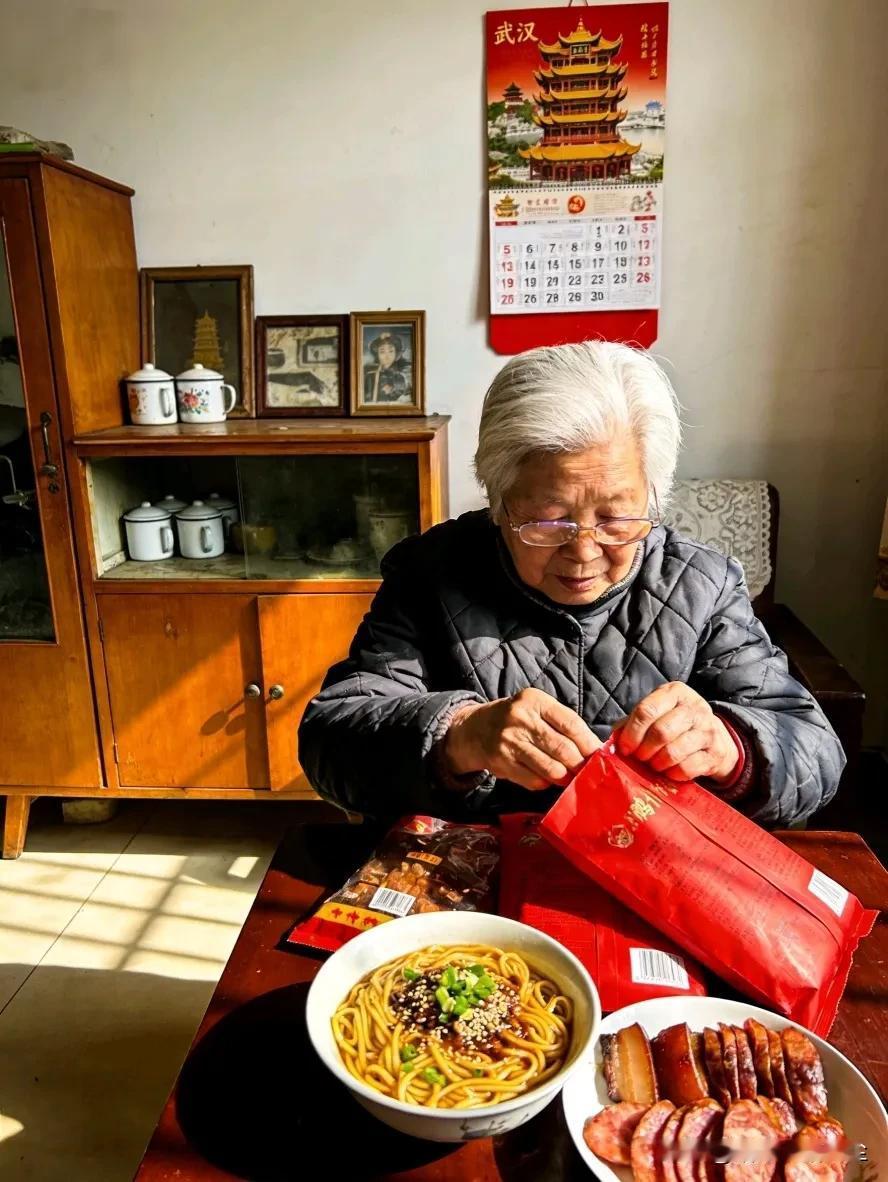 不管你信不信，以下四座城市将成为我国中西部地区第一城的概率！1，成都——95