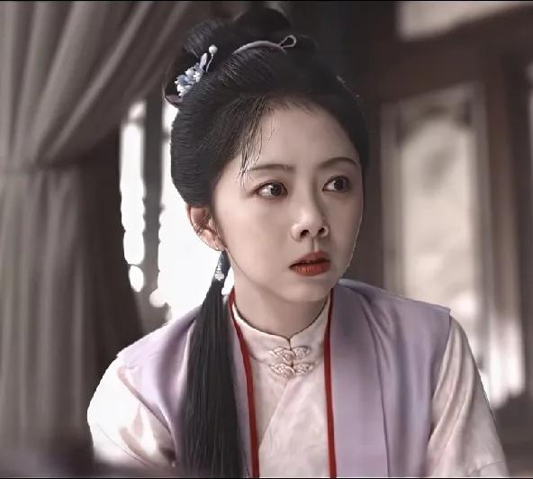 谭松韵只要不塌房，她漂不漂亮已经不重要了，因为她最大的资本，不是颜值，而是她