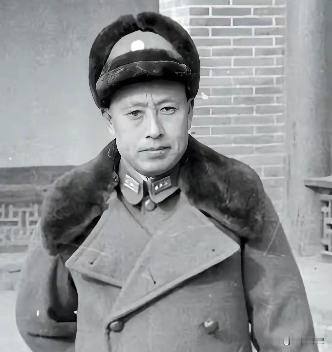 退隐重庆的东北军将领于学忠，曾在柏溪、回兴一带购置了两百多亩田地，悉数分给黎树清