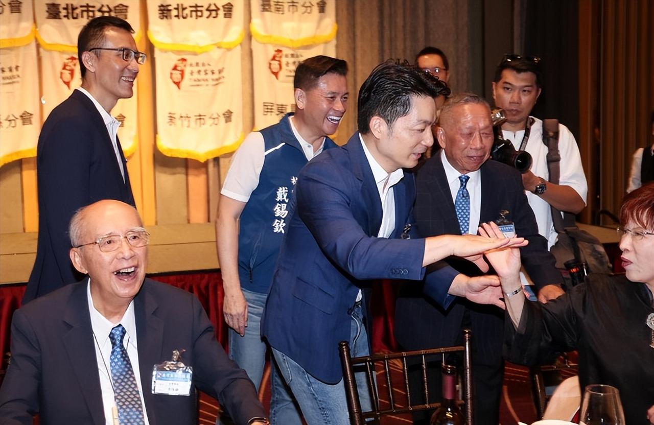 绿营幻想靠网络热度翻盘台北，这下美梦直接碎了！就在台湾九合一选举冲刺的关键节点，