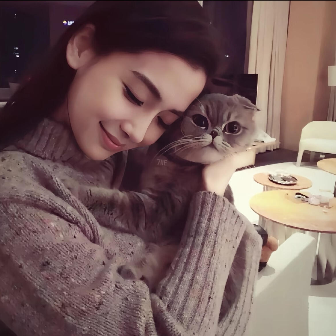 𝙒𝙚𝘾𝙝𝙖𝙩古早头像｜Angelababy