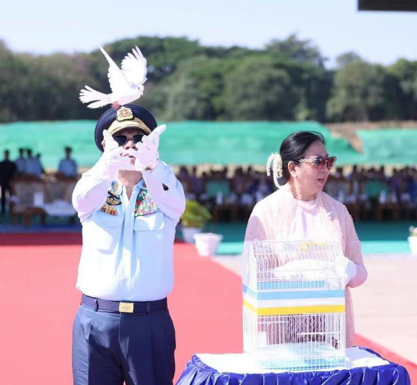 缅甸军政府正在对缅北各口岸物资严查！缅甸军政府对缅北所有货车的货物，都进行卸