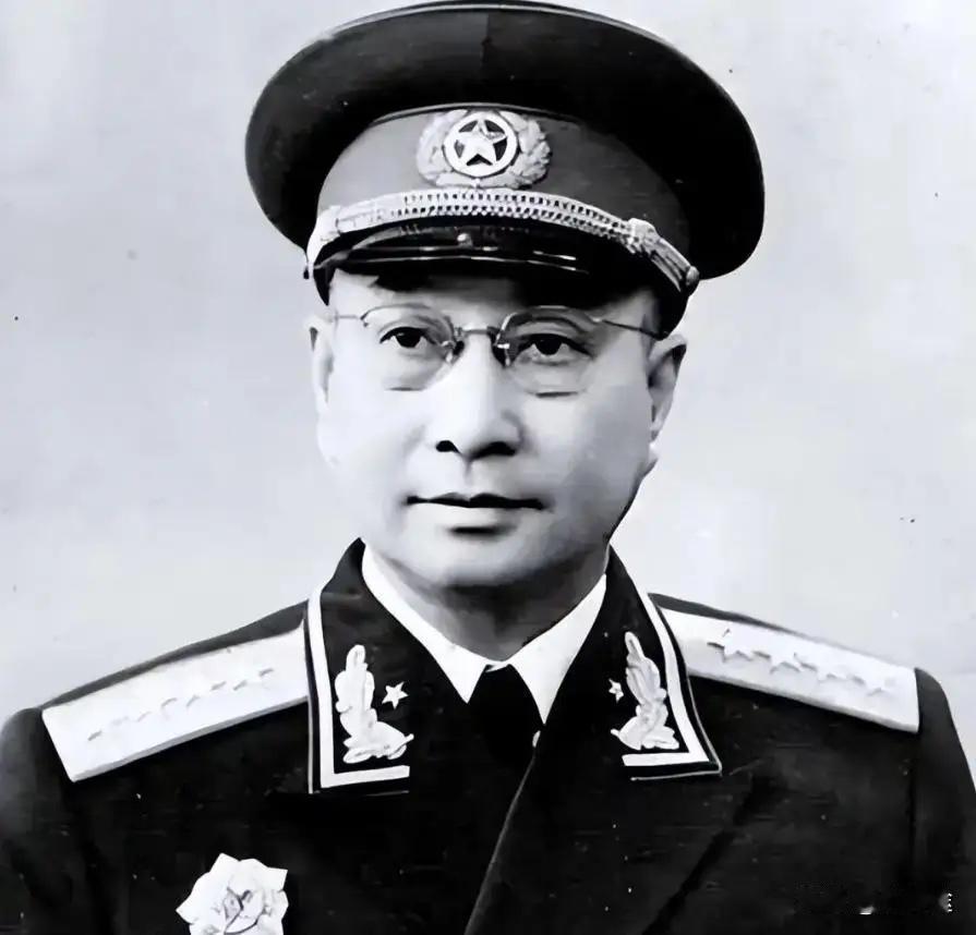 毛主席曾说过，是一个“瞎子”和一个“瘸子”帮他打下了江山。而其中的“瘸子”就是陈