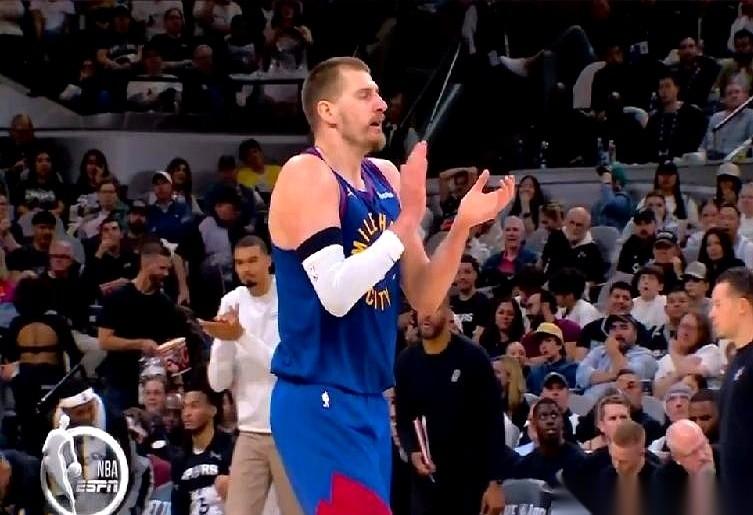 前脚刚把约基奇吹成“反功利篮球”第一人，说他视荣誉如浮云。后脚，掘金打马刺，他