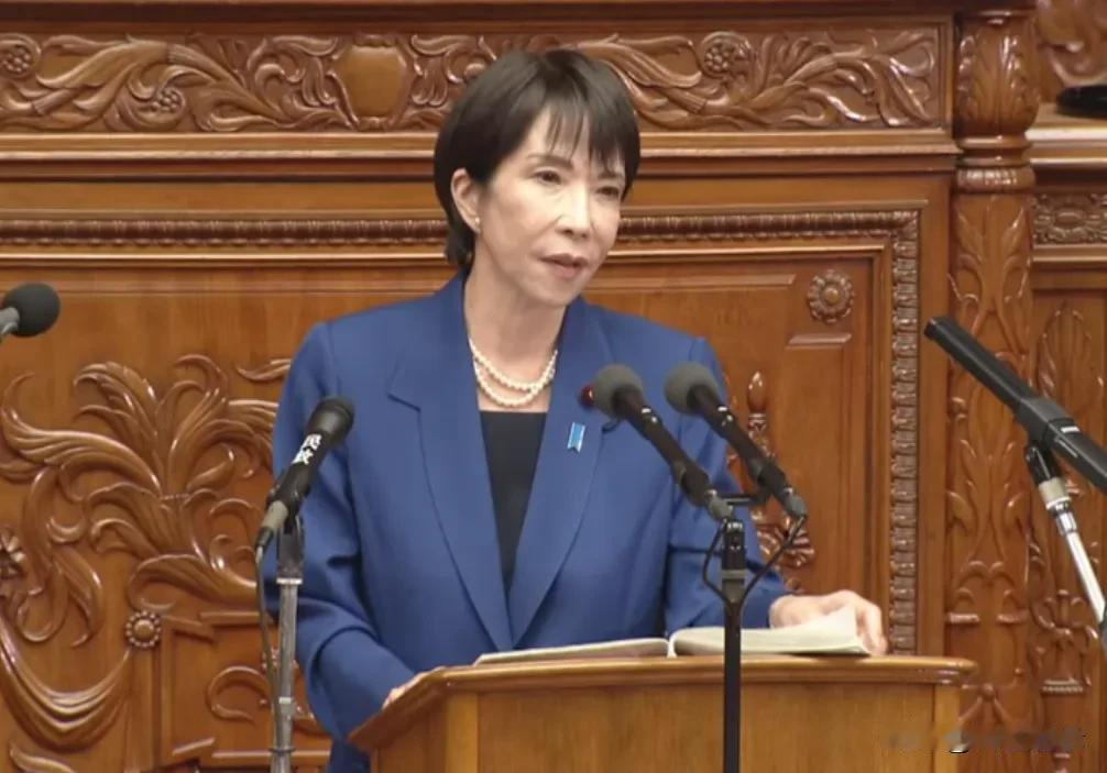 高市早苗喊话普京，这个女首相是真不简单，中国绝不能小看她。10月24日