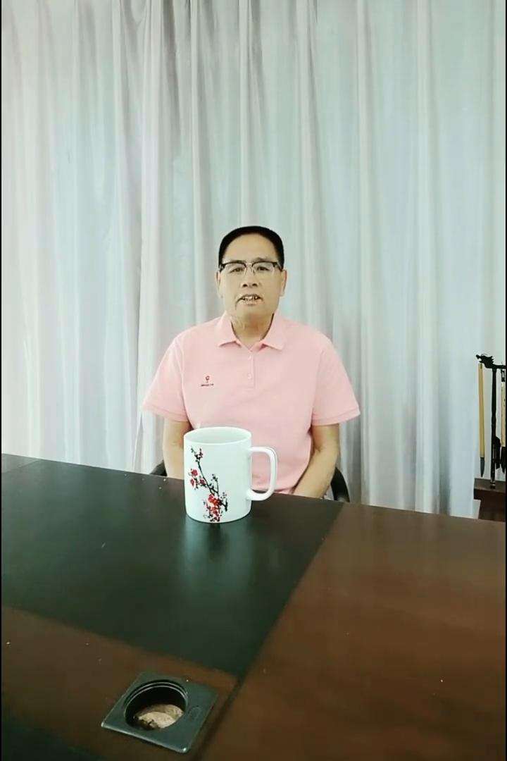 有些人习惯对别人提出无理的要求，这个时候明确的拒绝就是最有效的策略。当你不愿意满