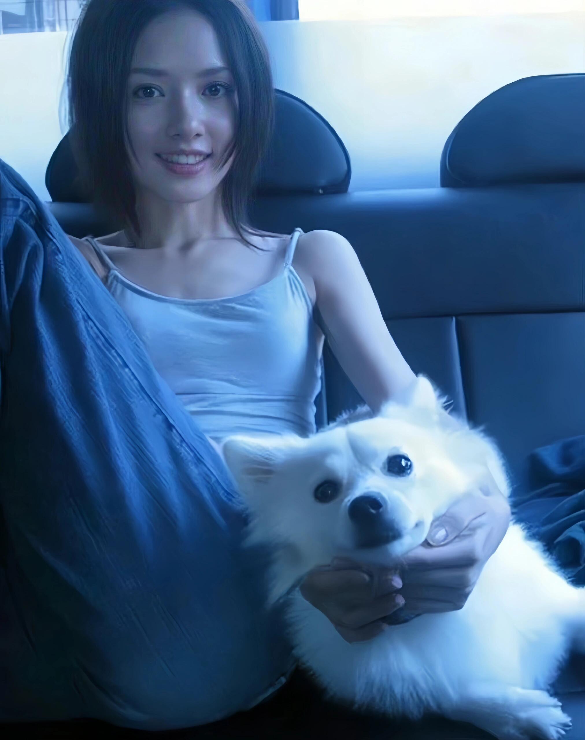 郭碧婷说生二胎对身体损伤很大生一胎身体扛得住，生二胎才知道损耗有多大。郭碧婷愿