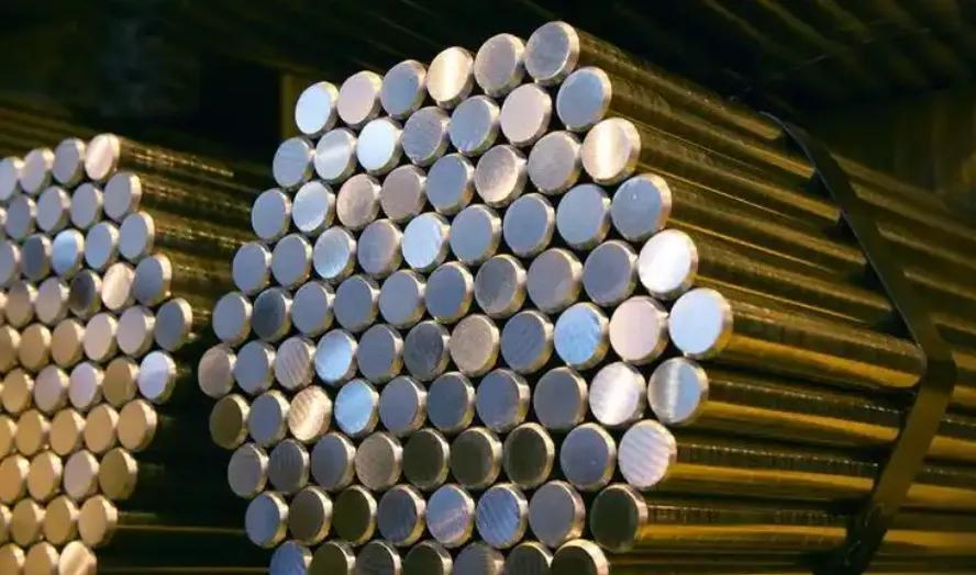 10万吨战略物资在中国入库，西方才察觉不对，中方总是快美国一步。当西方还在为稀土