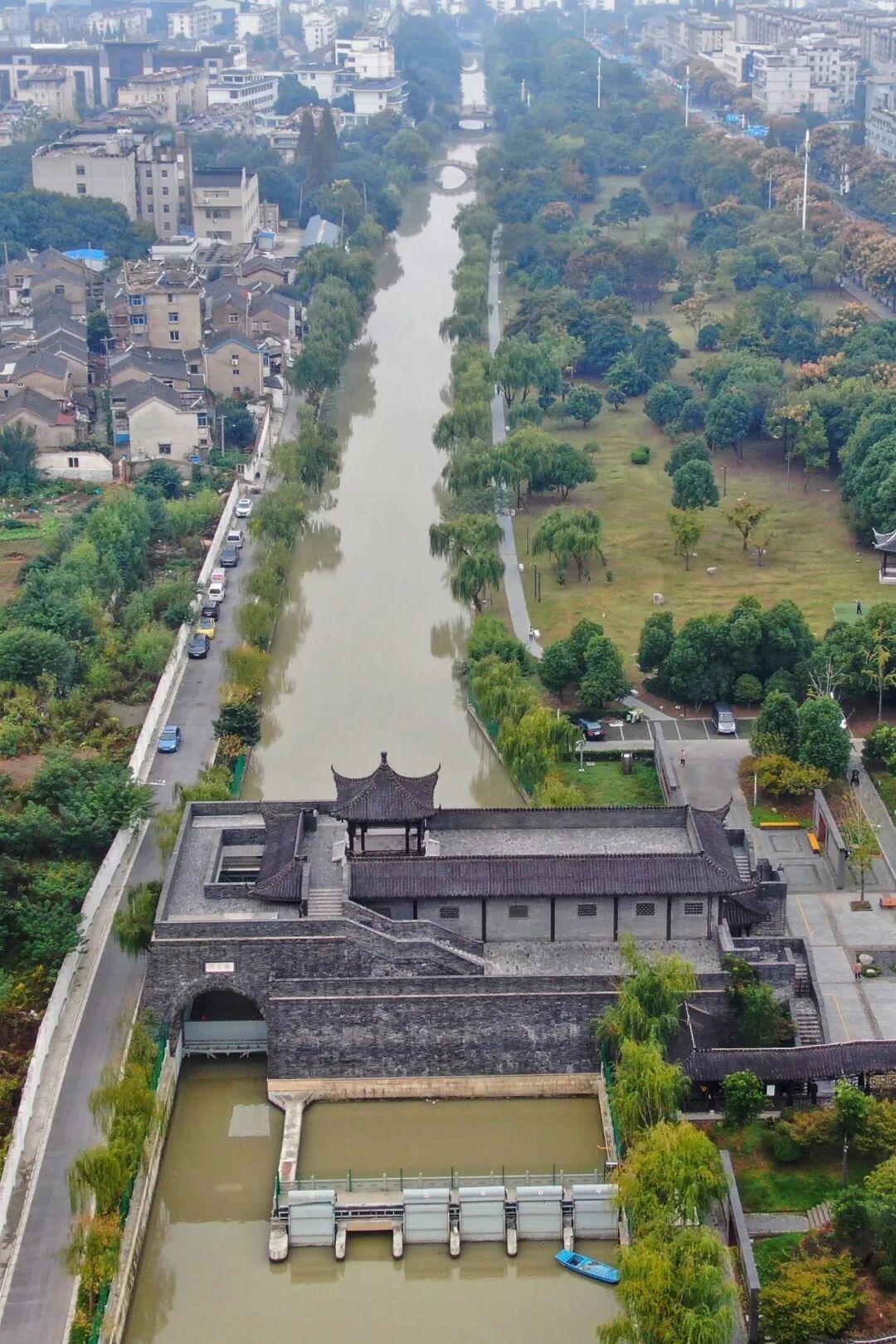 低纬度、高海拔，才是国内宜居的“黄金组合”提起宜居之地，很多人第一反应是温